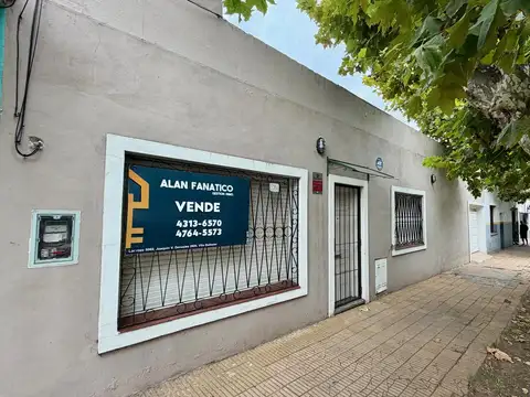 PH 2 AMBIENTES DIVISIBLE CON GARAJE A UNA CUADRA DE COLEGIO HOLTERS