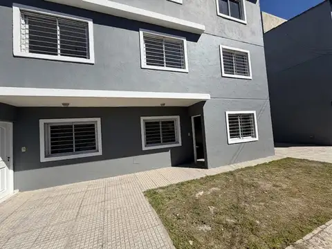 Duplex en venta barrio San Fernando Zona Sur