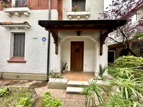 Casa en Alquiler 90 años