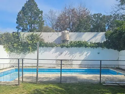 Las Magnolias 2500