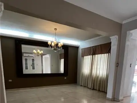 Casa en Alquiler en Los Troncos, $ 1.500.000