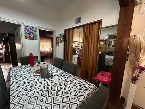 Casa 3 ambientes con 1 baño