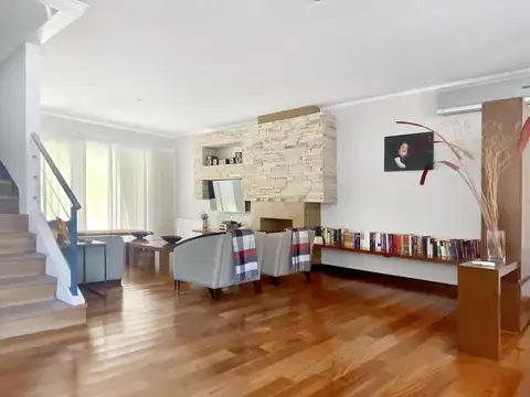 Casa en Venta en Acassuso, USD 695.000