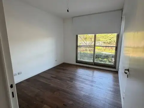 Departamento en Alquiler en Victoria, USD 950