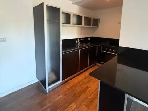 Departamento en Alquiler con 1 cocheras