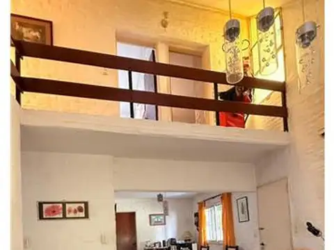 Depto Tipo Casa en Venta con 2