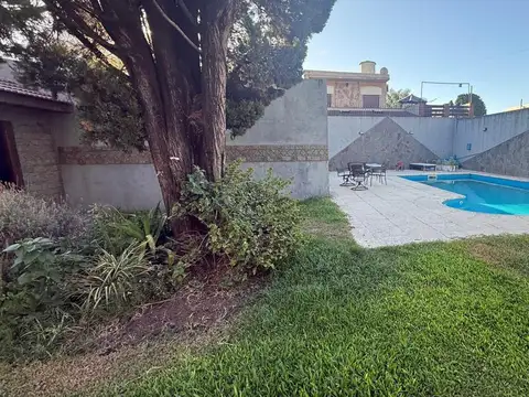 Venta lote pileta Quincho Banfield barrio inglés