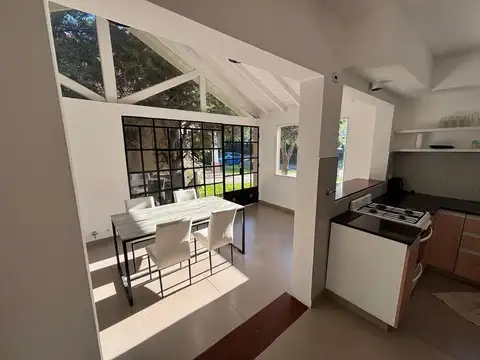 Casa 4 ambientes con 3 baños