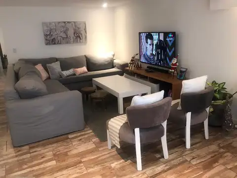 Isabel La Católica 2200