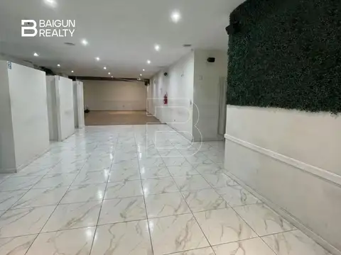 Oficina 4 ambientes con 3 baños