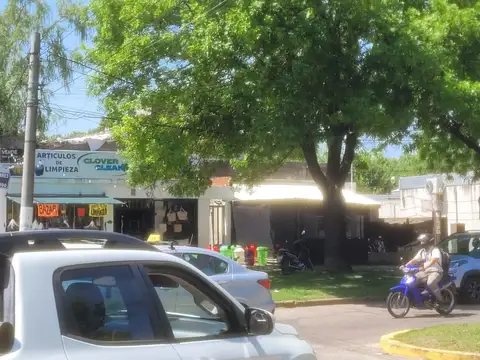 Depto Tipo Casa en Venta al Este