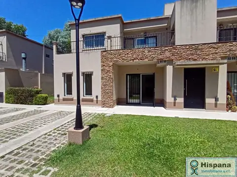 Departamento en condominio "Holanda Green", Del Viso 2 dorm, cochera