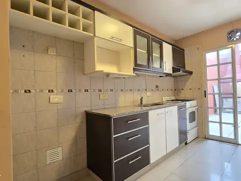 Depto Tipo Casa 3 ambientes con 1 baño