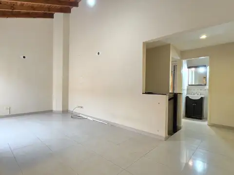 Juan Agustín García 5200, Piso 1