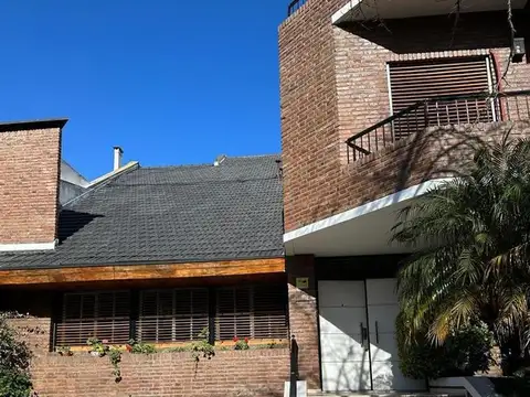 Vallejos 4700