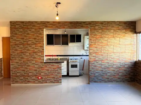 Departamento en venta en Villa Lugano de cuatro ambientes