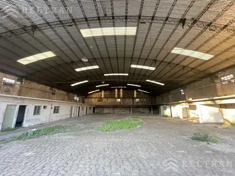 Galpon en Venta en Barrio España y Hospitales, USD 980.000