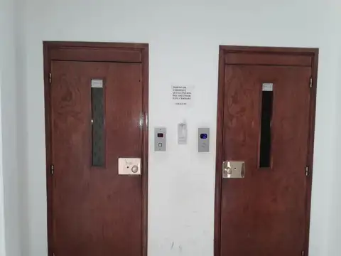 AV