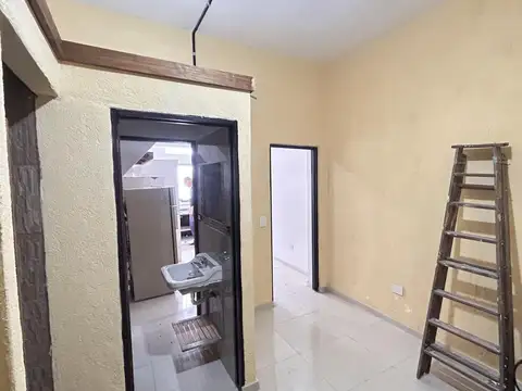 Depto Tipo Casa 2 ambientes con 1 baño