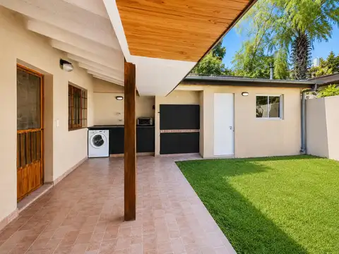 Casa en venta, 4 dormitorios en Carapachay