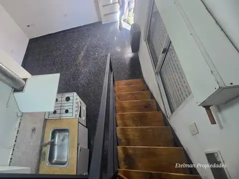 Depto Tipo Casa 2 ambientes con 1 baño