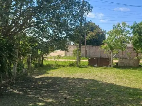 Casa 5 ambientes con 1 baño