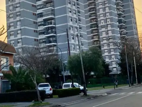 INCREIBLE UNIDAD TODO EXTERNA, COCHERA, BALCON,COC-COMEDOR