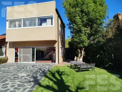 Casa en Venta de 5 dormitorios
