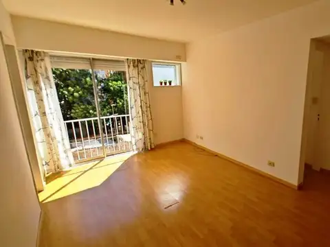 LA PAMPA 2400, Piso 4