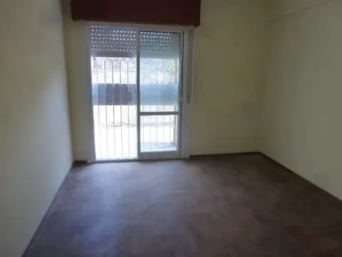 Depto Tipo Casa en Alquiler en San Isidro, $ 660.000