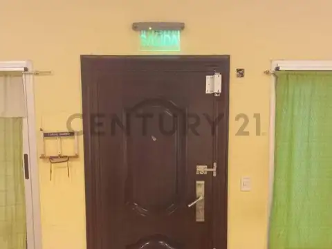 Venta Oficinas/Casa en Saenz Peña 1475 excelente ubicación en Brandsen