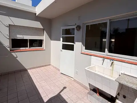 Departamento en Alquiler en Villa Bosch, $ 620.000