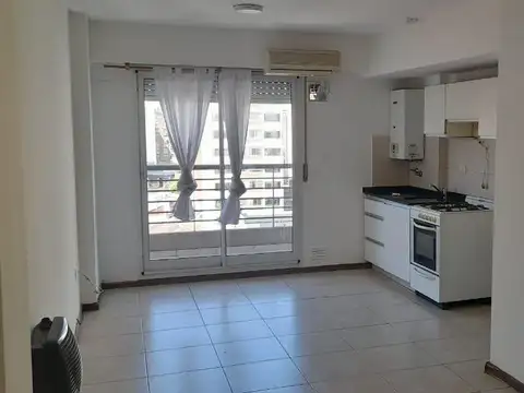 Alquiler departamento 1 dormitorio con balcón zona centro