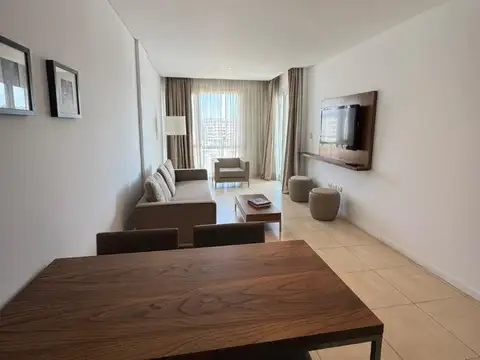 Departamento en Alquiler con 1 cocheras