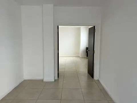 Oficina en Alquiler en Centro, $ 1.200.000
