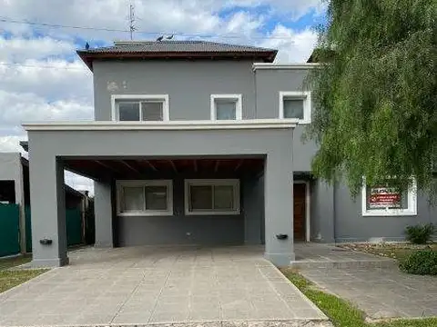 VILLA ALLENDE!  SAN ALFONSO II ALQUILER  CASA 3 DOR - PILETA- BARRIO CERRADO CON SEGURIDAD-  VILLA ALLENDE ! SAN ALFONSO II- ALQUILO CASA