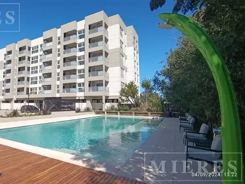 Departamento 2 ambientes en Planta baja Altos Las Casuarinas, Loma verde