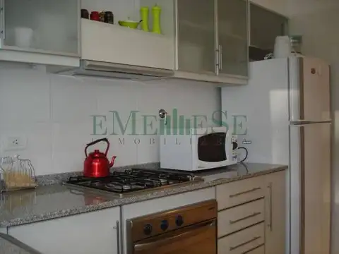 AV. Libertador 4440 100, Piso 1