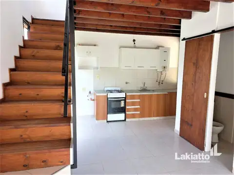 Casa 3 ambientes con 2 baños
