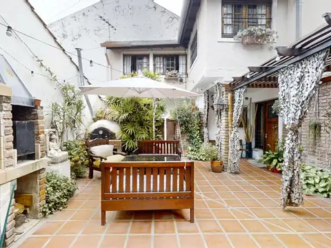 Casa en Venta con 1 cochera