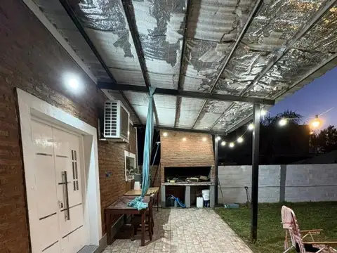 Casa en Alquiler en Pueblo Esther, $ 850.000
