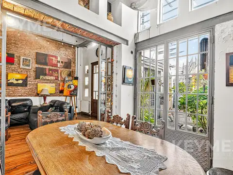 Casa en Venta con 1 cochera
