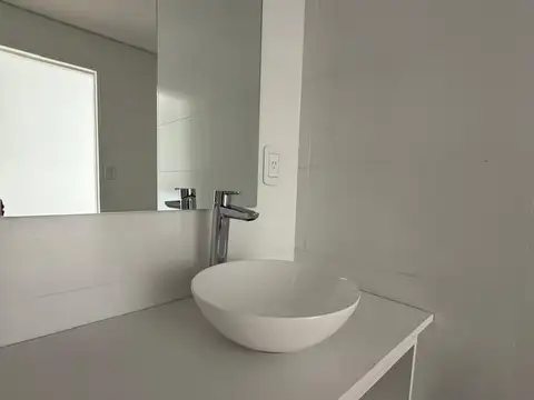 Venta monoambiente con balcon a estrenar Caballito