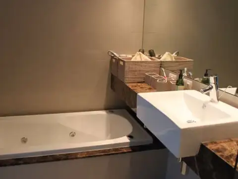 ESPECTACULAR APTO ESQUINERO EN TIBURON 3