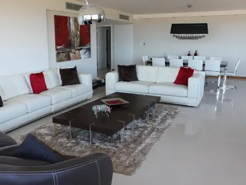 Departamento 4 ambientes con 3 baños