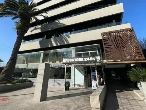 EXCELENTE MONOAMBIENTE EN EL CENTRO DE ITUZAINGO