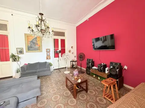 Avenida Almirante Brown 900
