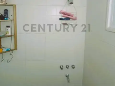 se vende o permuta casa en Dorrego