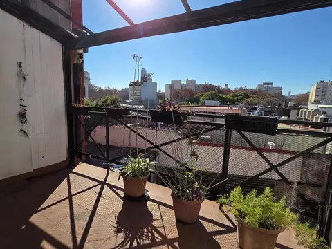 Gorriti al 4900