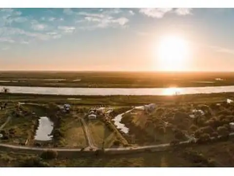 Terreno en Venta 25  mts Fondo